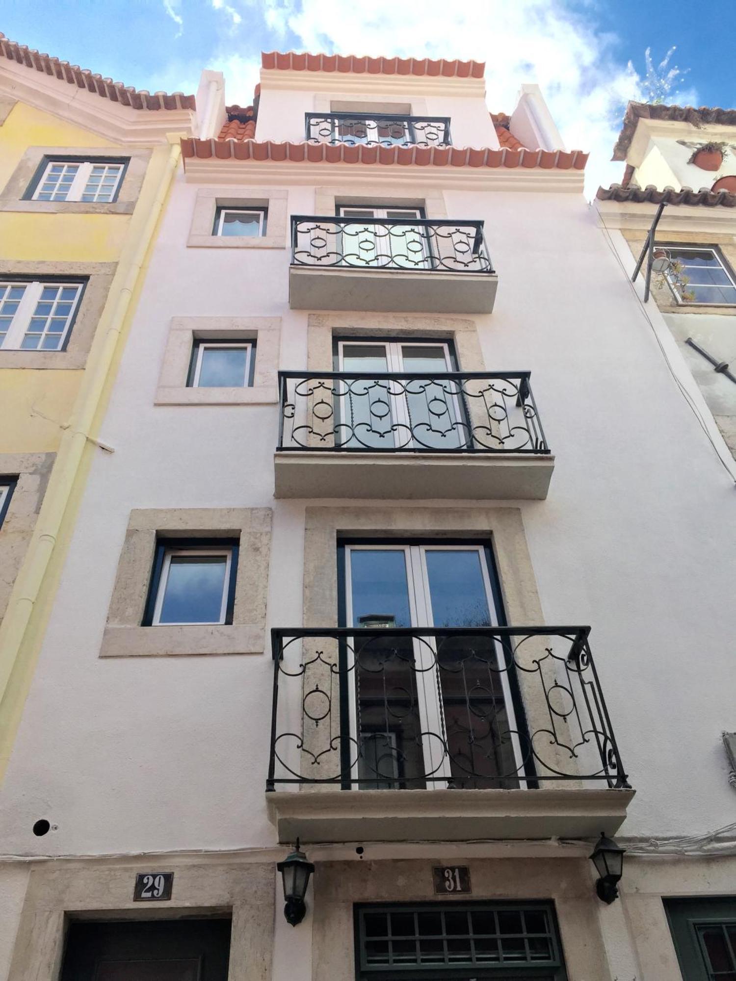 Bairro Alto Studio Apartments - By Lu Holidays ลิสบอน ภายนอก รูปภาพ